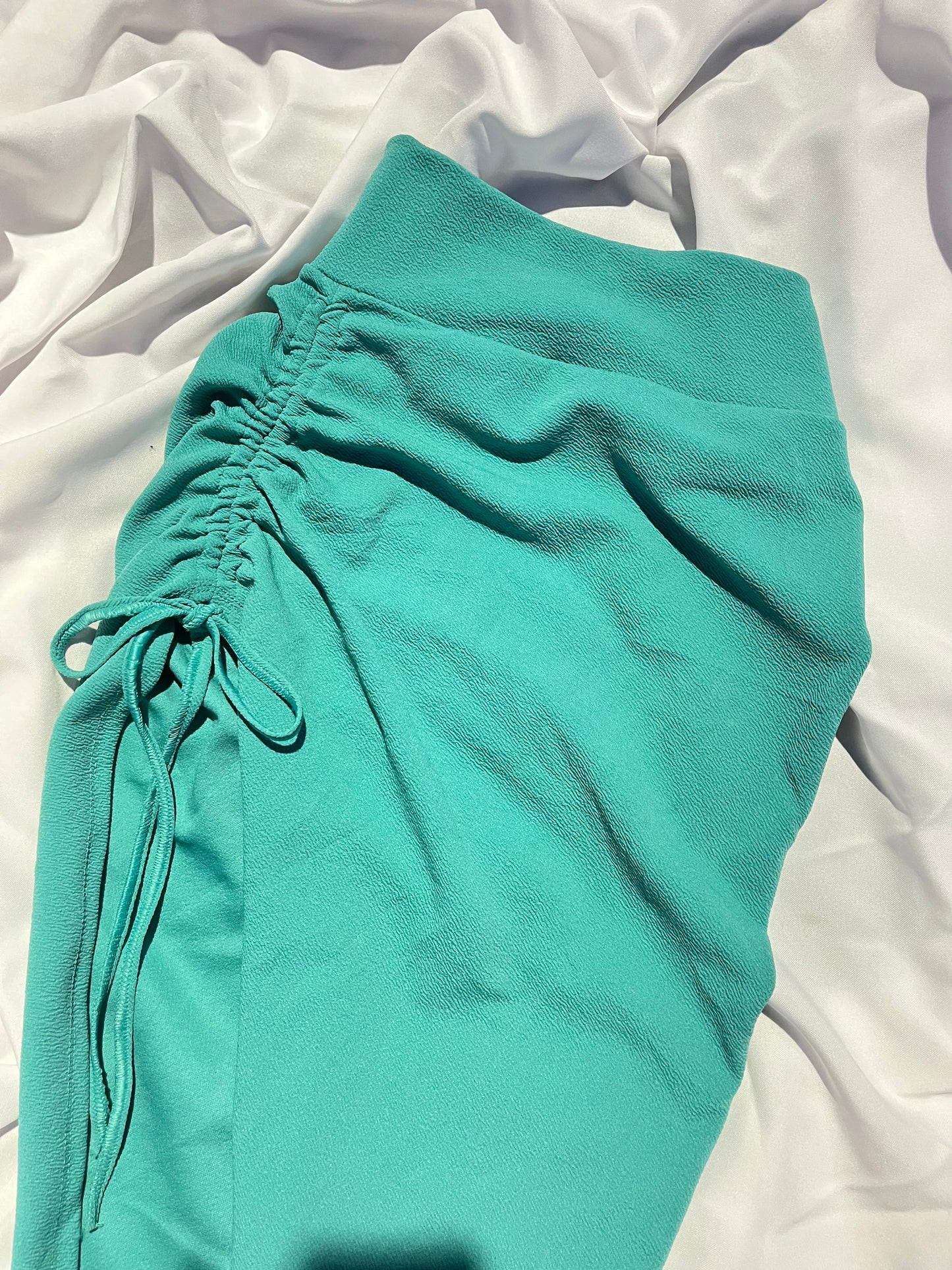 Falda Midi Celeste