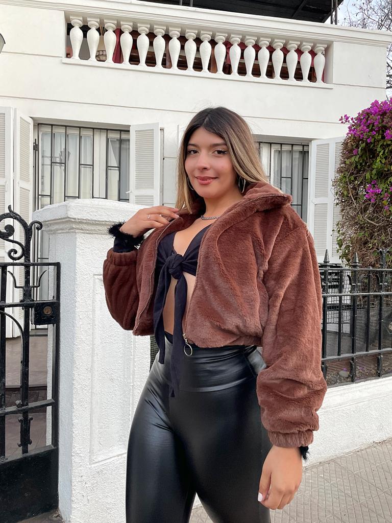 Chaqueta Liviana Peluda Marrón