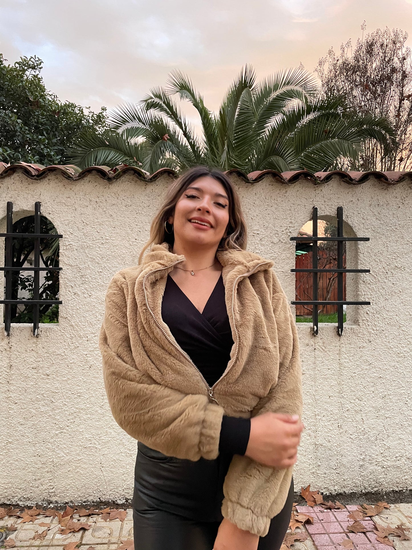 Chaqueta Liviana Peluda Café Claro