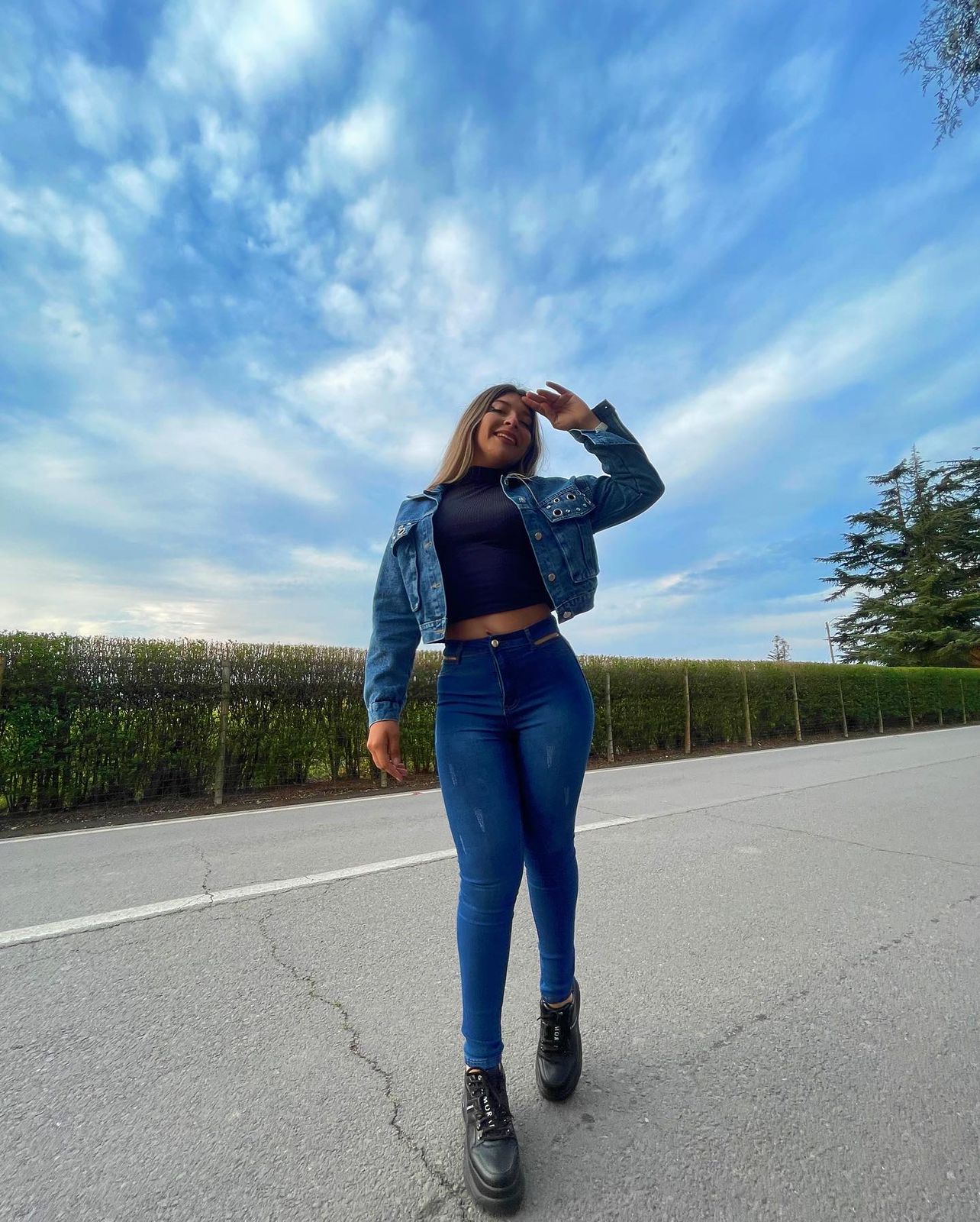Jeans Cut Out