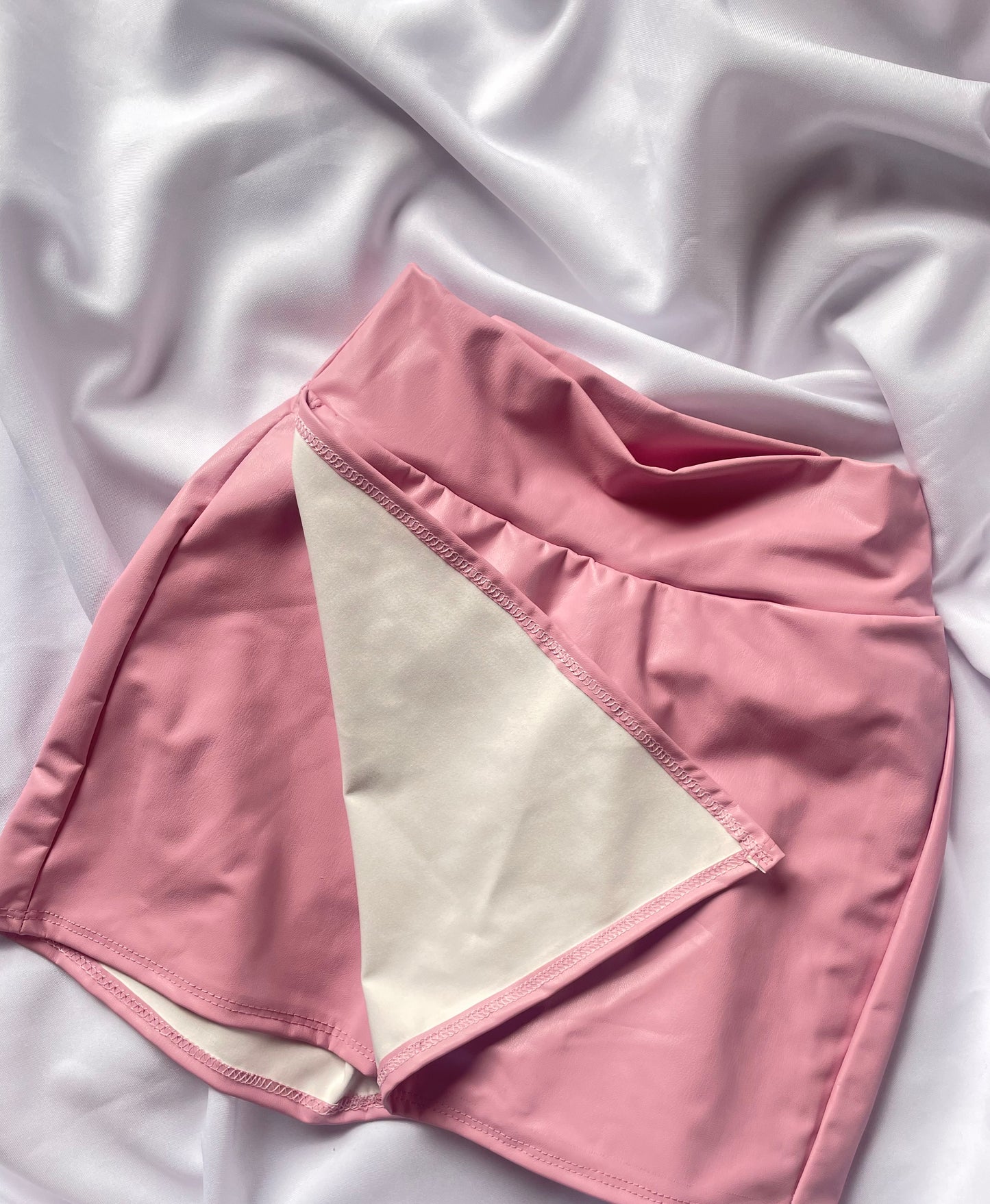 Falda Short Eco Cuero