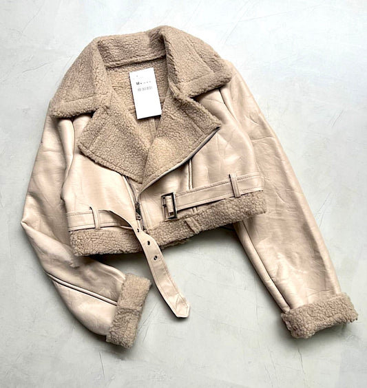 Chaqueta Crop Aviadora Forrada Premium Blanco Invierno